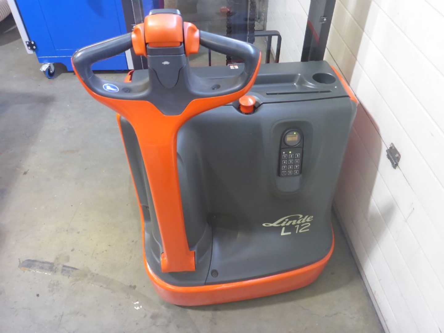 Used Forklift Linde L12 I Aukšto kėlimo krautuvas su grąžulu (Image 2) Used Forklift Linde L12 I Aukšto kėlimo krautuvas su grąžulu (Image 2)