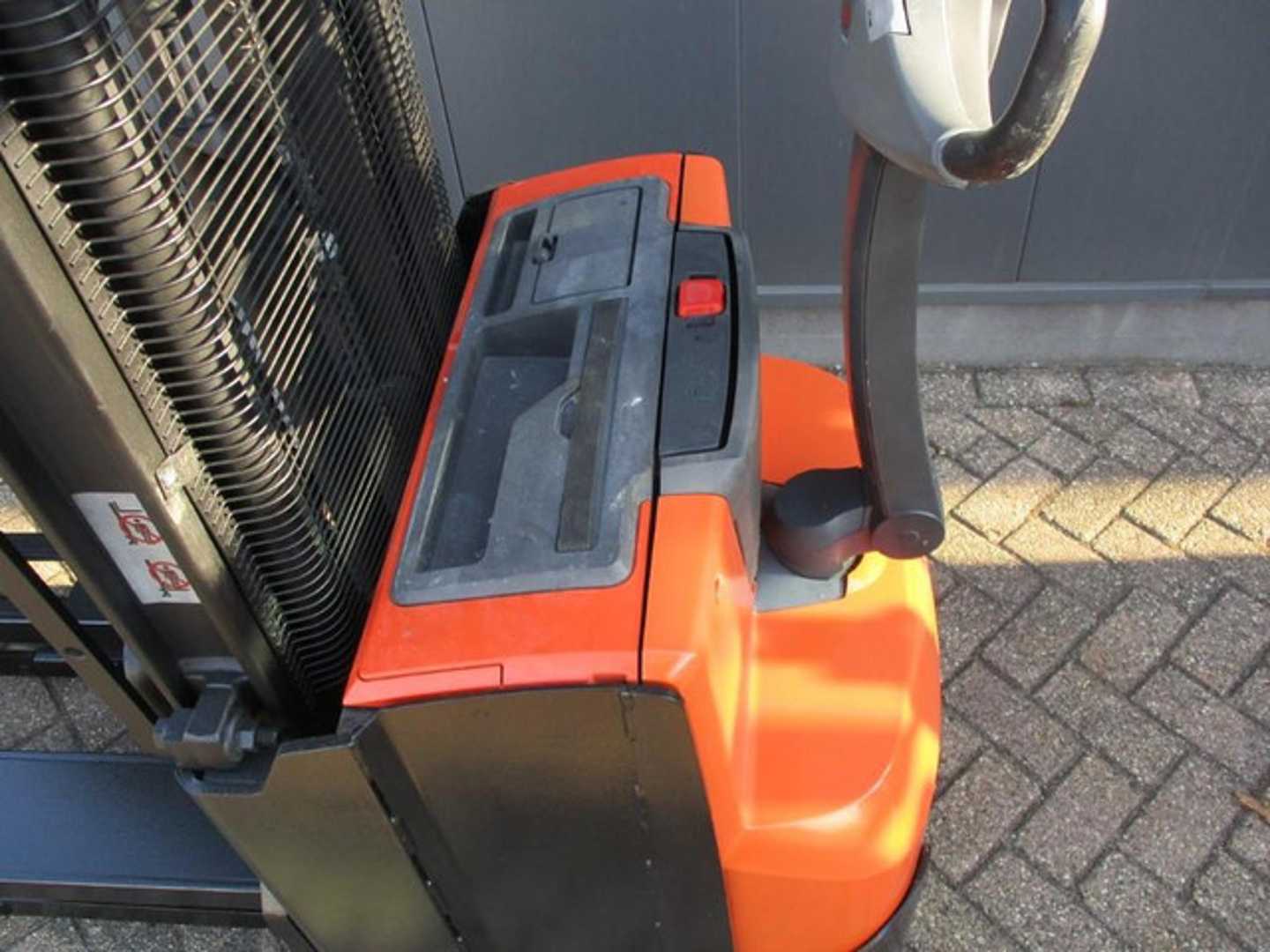 Used Forklift BT SWE120 Aukšto kėlimo krautuvas su vairuotojo stovu (ar keleivio platforma) (Image 8)