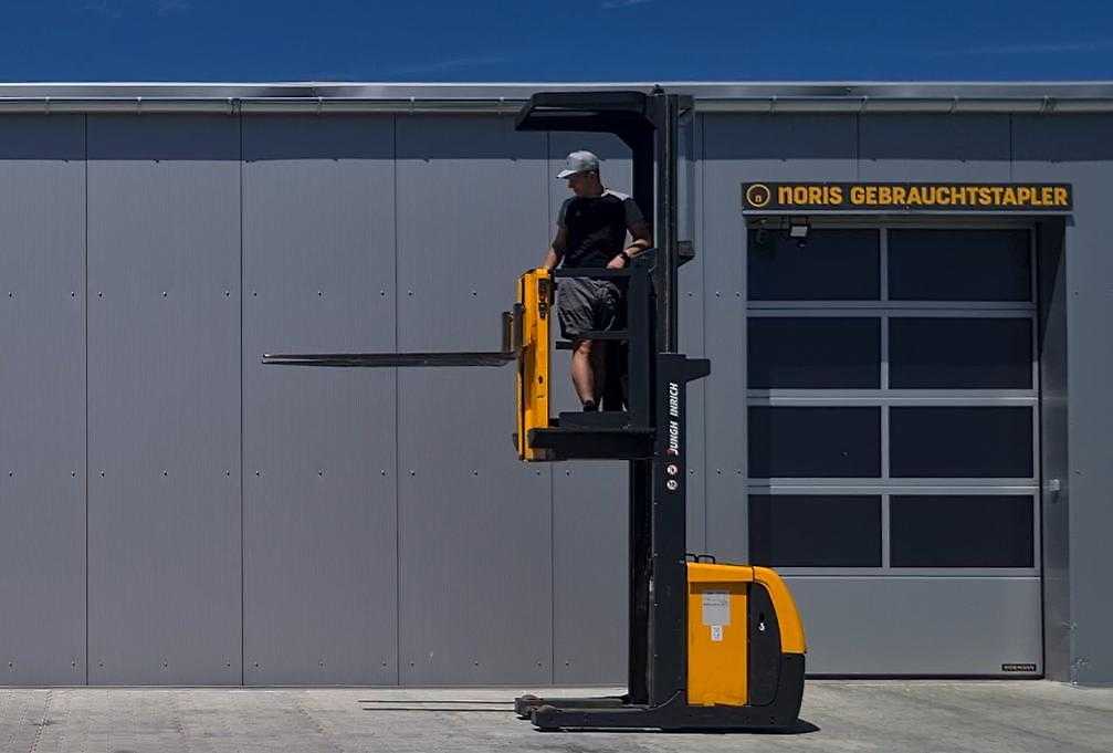 Used Forklift Jungheinrich EKS110Z Aukšto kėlimo krautuvas su vairuotojo stovu (ar keleivio platforma) (Image 1)