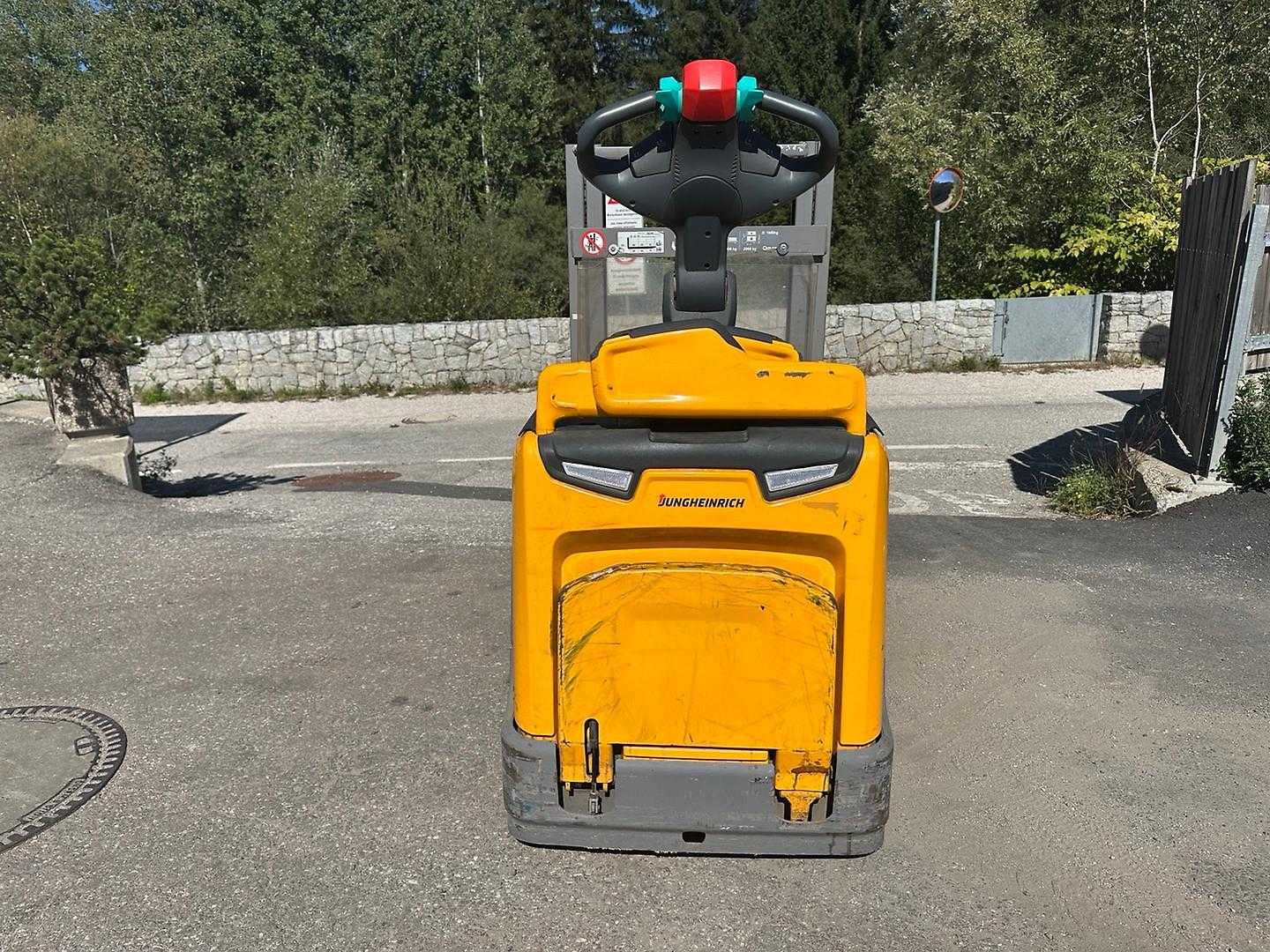 Used Forklift Jungheinrich ERD 220 - 201ZT Aukšto kėlimo krautuvas su vairuotojo stovu (ar keleivio platforma) (Image 3)