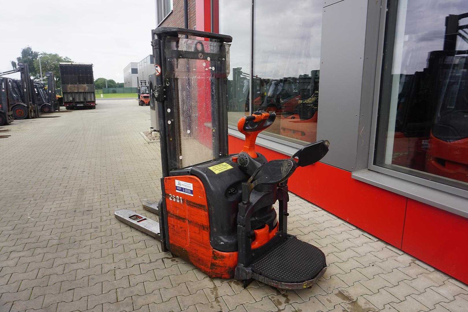 Used Forklift Linde L 14 AP Aukšto kėlimo krautuvas su vairuotojo stovu (ar keleivio platforma) (Image 4) Used Forklift Linde L 14 AP Aukšto kėlimo krautuvas su vairuotojo stovu (ar keleivio platforma) (Image 4)