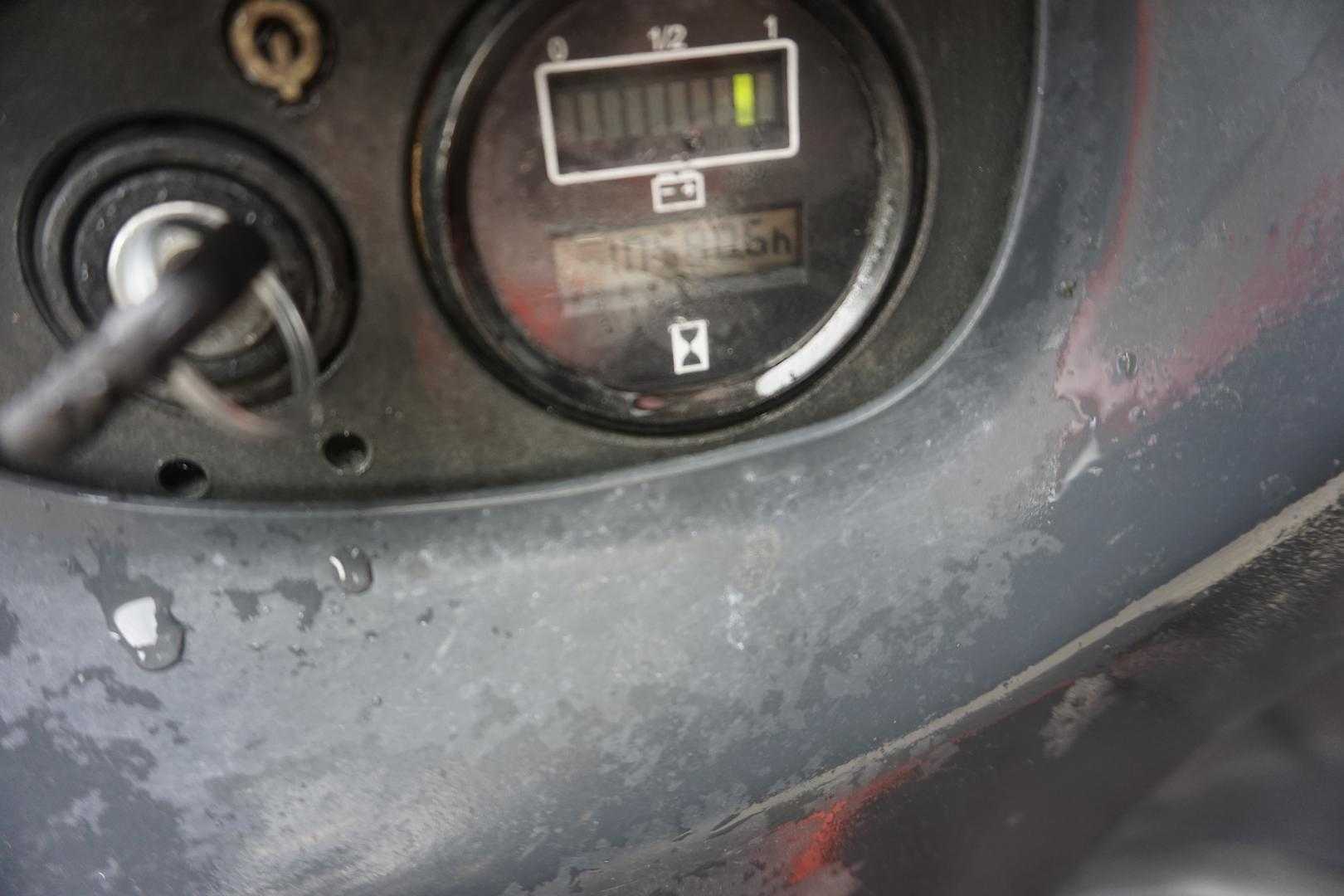 Used Forklift Linde L 14 AP Aukšto kėlimo krautuvas su vairuotojo stovu (ar keleivio platforma) (Image 6) Used Forklift Linde L 14 AP Aukšto kėlimo krautuvas su vairuotojo stovu (ar keleivio platforma) (Image 6)