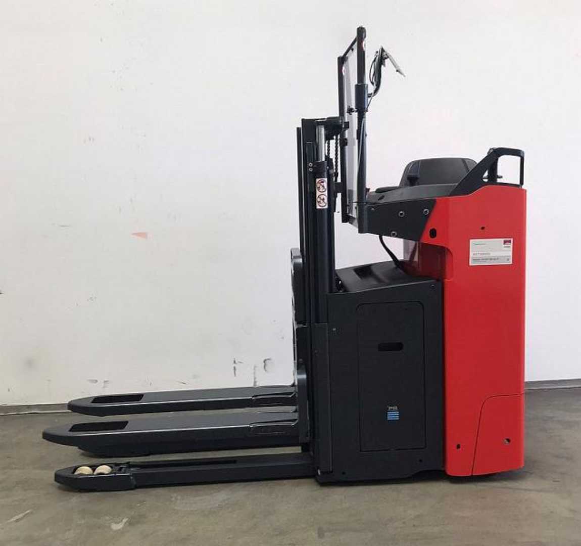 Used Forklift Linde D 12 S 1164-03 Aukšto kėlimo krautuvas su vairuotojo stovu (ar keleivio platforma) (Image 4)