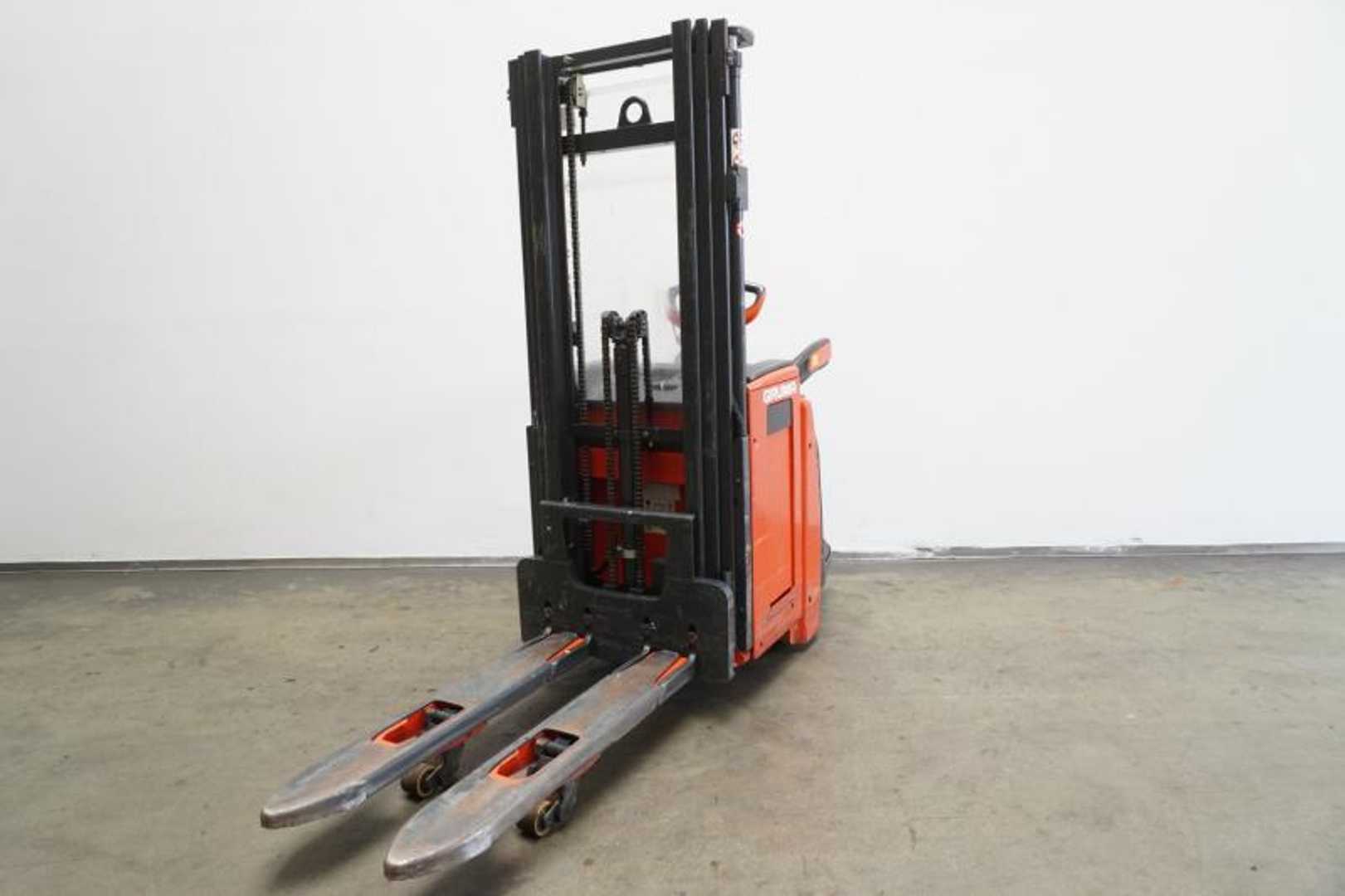 Used Forklift Linde L 14 AP i 1173 Aukšto kėlimo krautuvas su vairuotojo stovu (ar keleivio platforma) (Image 2) Used Forklift Linde L 14 AP i 1173 Aukšto kėlimo krautuvas su vairuotojo stovu (ar keleivio platforma) (Image 2)