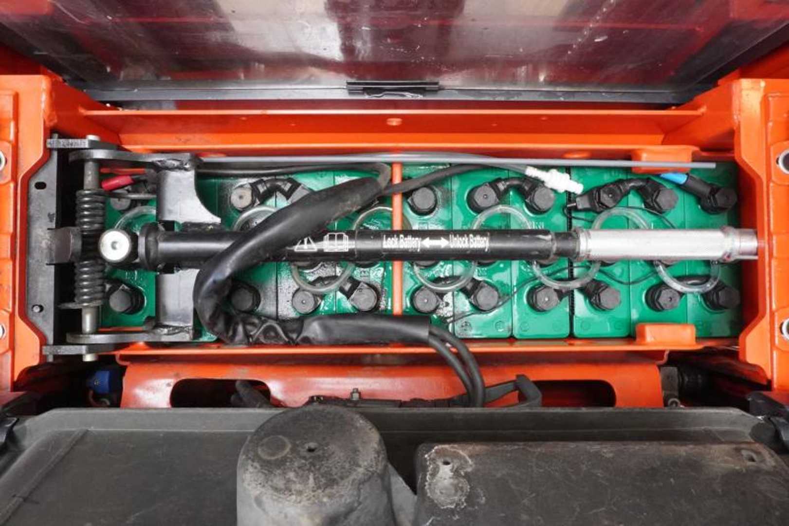 Used Forklift Linde L 14 AP i 1173 Aukšto kėlimo krautuvas su vairuotojo stovu (ar keleivio platforma) (Image 5) Used Forklift Linde L 14 AP i 1173 Aukšto kėlimo krautuvas su vairuotojo stovu (ar keleivio platforma) (Image 5)