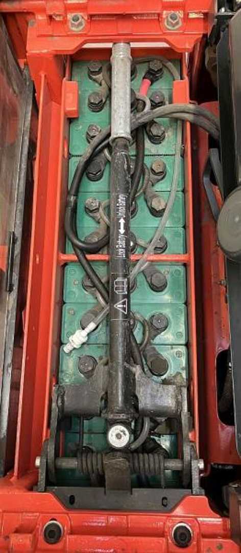 Used Forklift Linde L 14 AP i 1173-01 Aukšto kėlimo krautuvas su vairuotojo stovu (ar keleivio platforma) (Image 5) Used Forklift Linde L 14 AP i 1173-01 Aukšto kėlimo krautuvas su vairuotojo stovu (ar keleivio platforma) (Image 5)