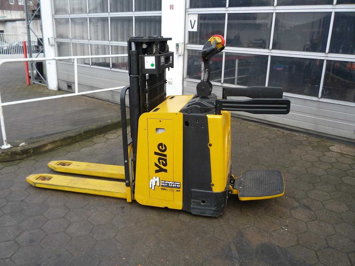 Used Forklift Yale MP 20 XD Aukšto kėlimo krautuvas su vairuotojo stovu (ar keleivio platforma) (Image 2) Used Forklift Yale MP 20 XD Aukšto kėlimo krautuvas su vairuotojo stovu (ar keleivio platforma) (Image 2)