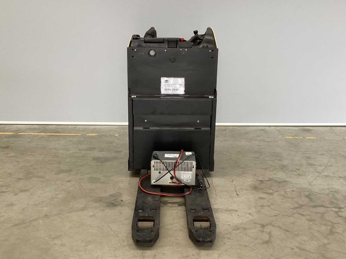 Used Forklift Hyster RP2.0N Aukšto kėlimo krautuvas su vairuotojo sėdyne (Image 4)
