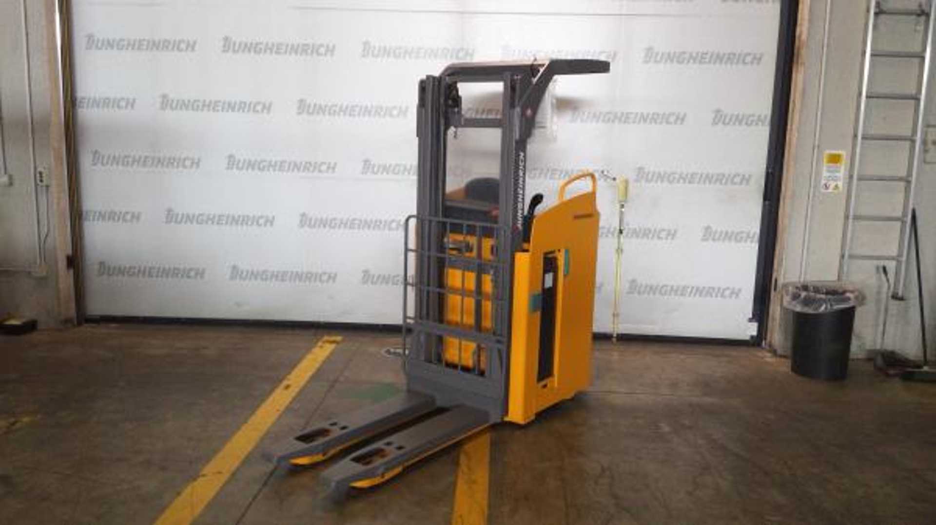 Used Forklift Jungheinrich ESC 214 115-290 ZT Aukšto kėlimo krautuvas su vairuotojo sėdyne (Image 1) Used Forklift Jungheinrich ESC 214 115-290 ZT Aukšto kėlimo krautuvas su vairuotojo sėdyne (Image 1)