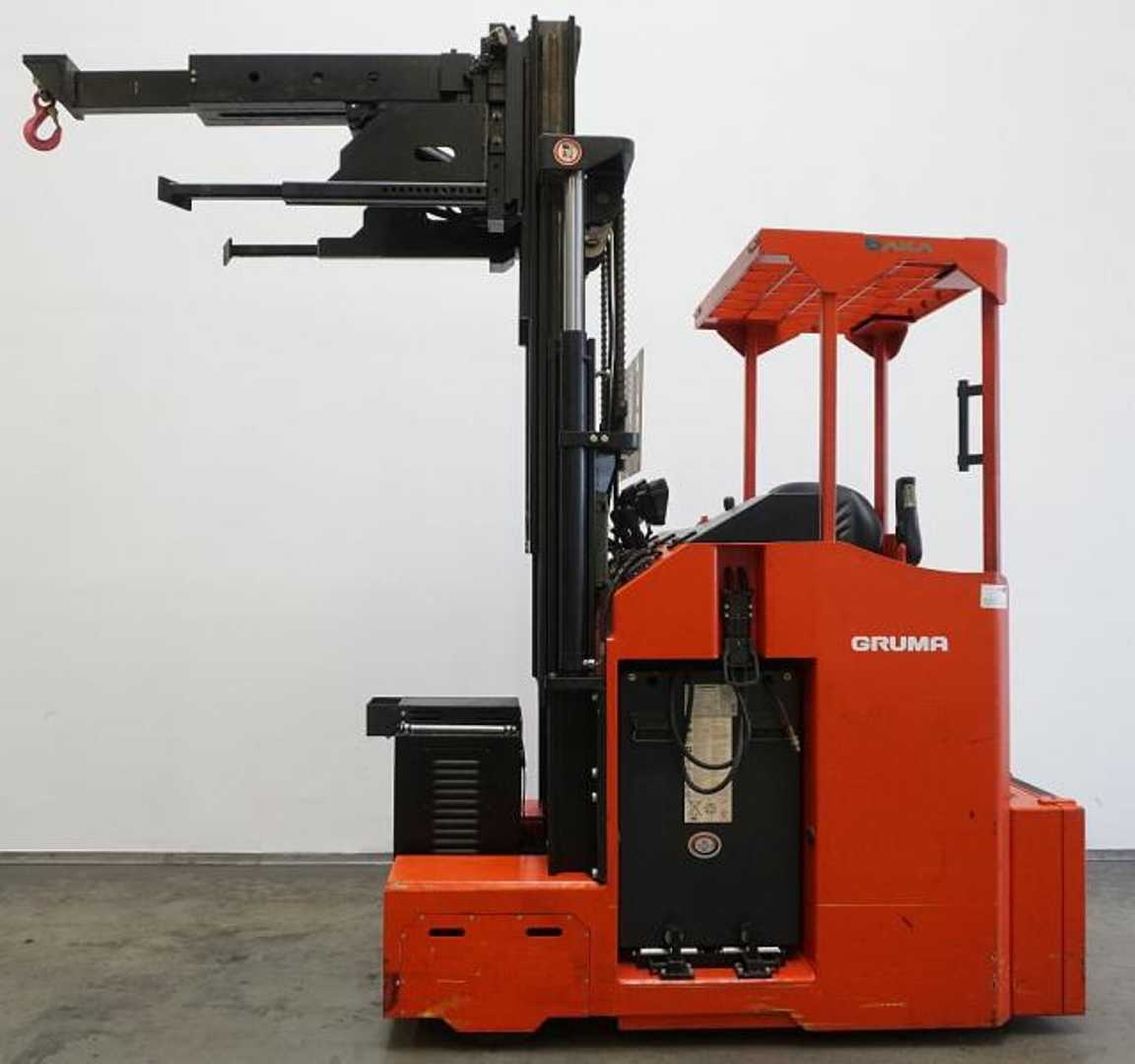Used Forklift Other EFV2500SO Aukšto kėlimo krautuvas su vairuotojo sėdyne (Image 4) Used Forklift Other EFV2500SO Aukšto kėlimo krautuvas su vairuotojo sėdyne (Image 4)