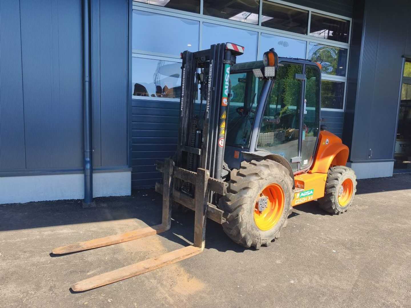 Used Forklift Ausa C250Hx4 Bekelės krautuvas (Image 2) Used Forklift Ausa C250Hx4 Bekelės krautuvas (Image 2)