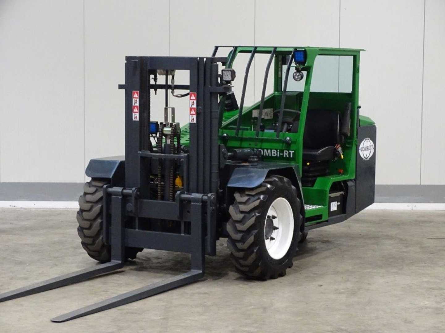 Used Forklift Combilift COMBI-RT - TRIPLEX Bekelės krautuvas (Image 1) Used Forklift Combilift COMBI-RT - TRIPLEX Bekelės krautuvas (Image 1)