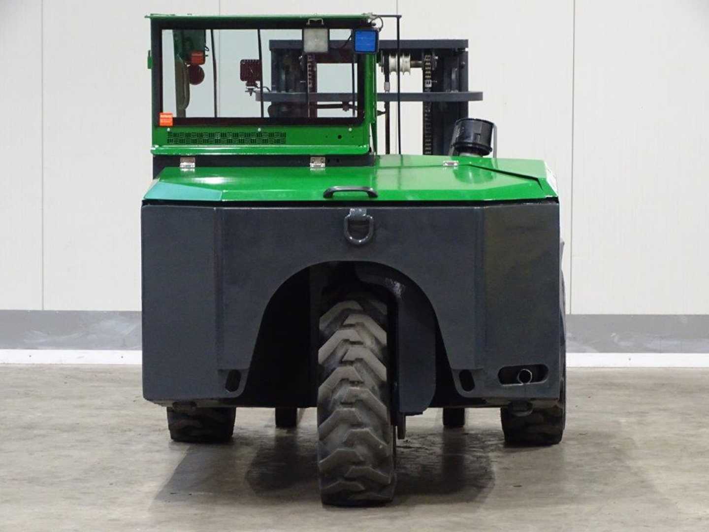 Used Forklift Combilift COMBI-RT - TRIPLEX Bekelės krautuvas (Image 5) Used Forklift Combilift COMBI-RT - TRIPLEX Bekelės krautuvas (Image 5)