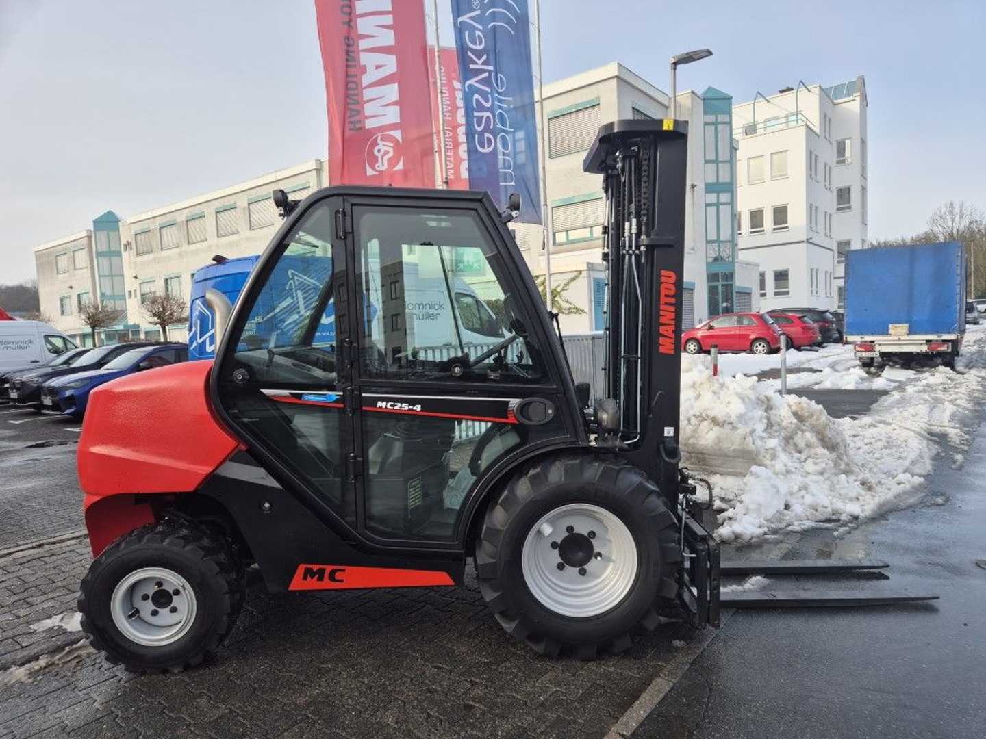 Used Forklift Manitou MC 25-4 ST5B S1 Bekelės krautuvas (Image 3)