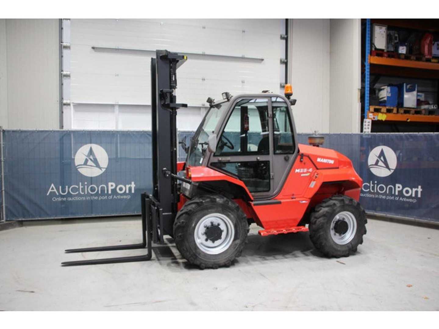 Used Forklift Manitou M 26-4 Bekelės krautuvas (Image 1)