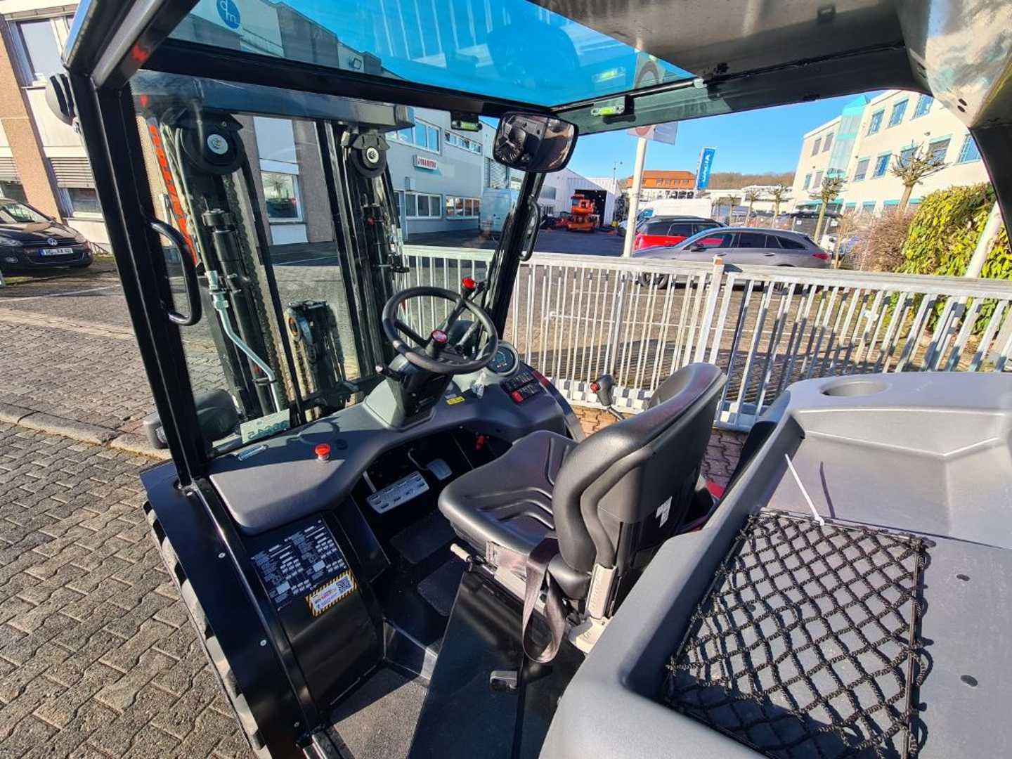 Used Forklift Manitou MC 25-4 ST5B S1 Buggy Bekelės krautuvas (Image 9) Used Forklift Manitou MC 25-4 ST5B S1 Buggy Bekelės krautuvas (Image 9)