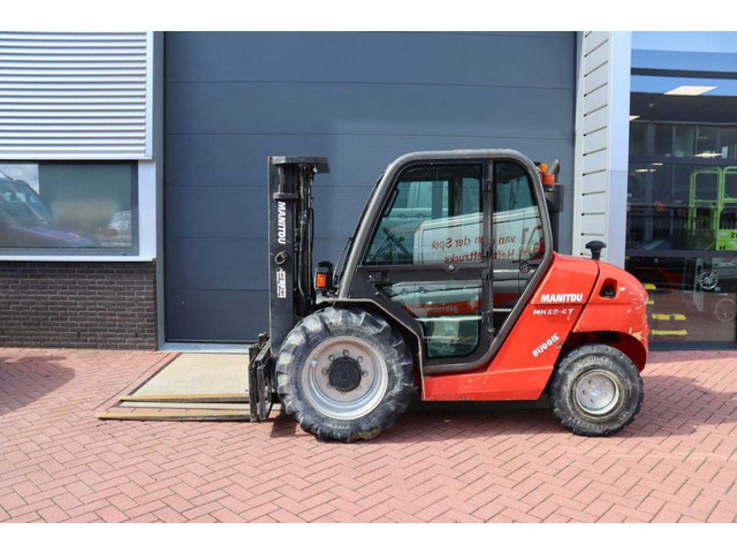 Used Forklift Manitou MH25-4 T Buggy Bekelės krautuvas (Image 2) Used Forklift Manitou MH25-4 T Buggy Bekelės krautuvas (Image 2)