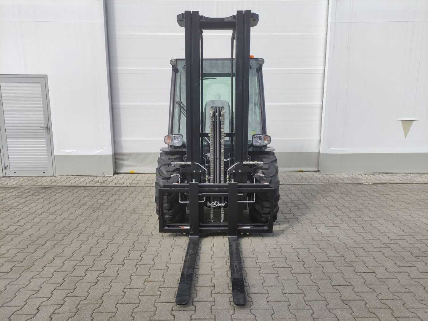 Used Forklift Manitou Front-Geländestapler-Allrad / MC30-4DKST5S1 Bekelės krautuvas (Image 3)