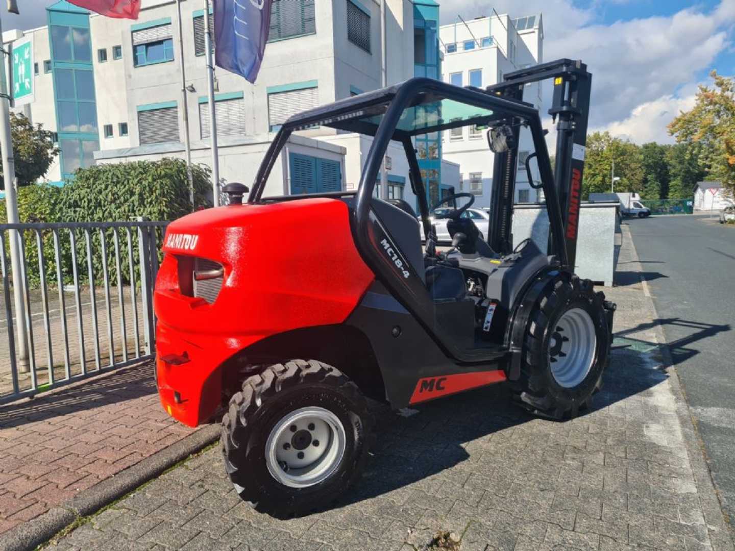 Used Forklift Manitou MC 18.4 Stage3B Bekelės krautuvas (Image 2)