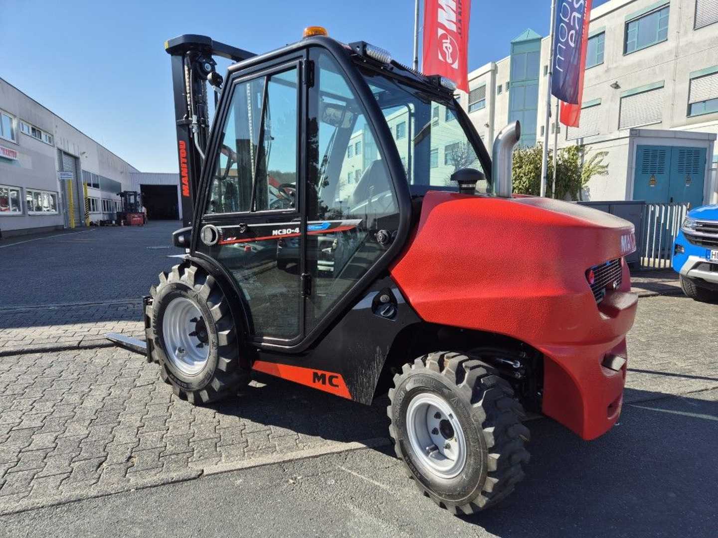 Used Forklift Manitou MC 30-4 ST5 Bekelės krautuvas (Image 4)