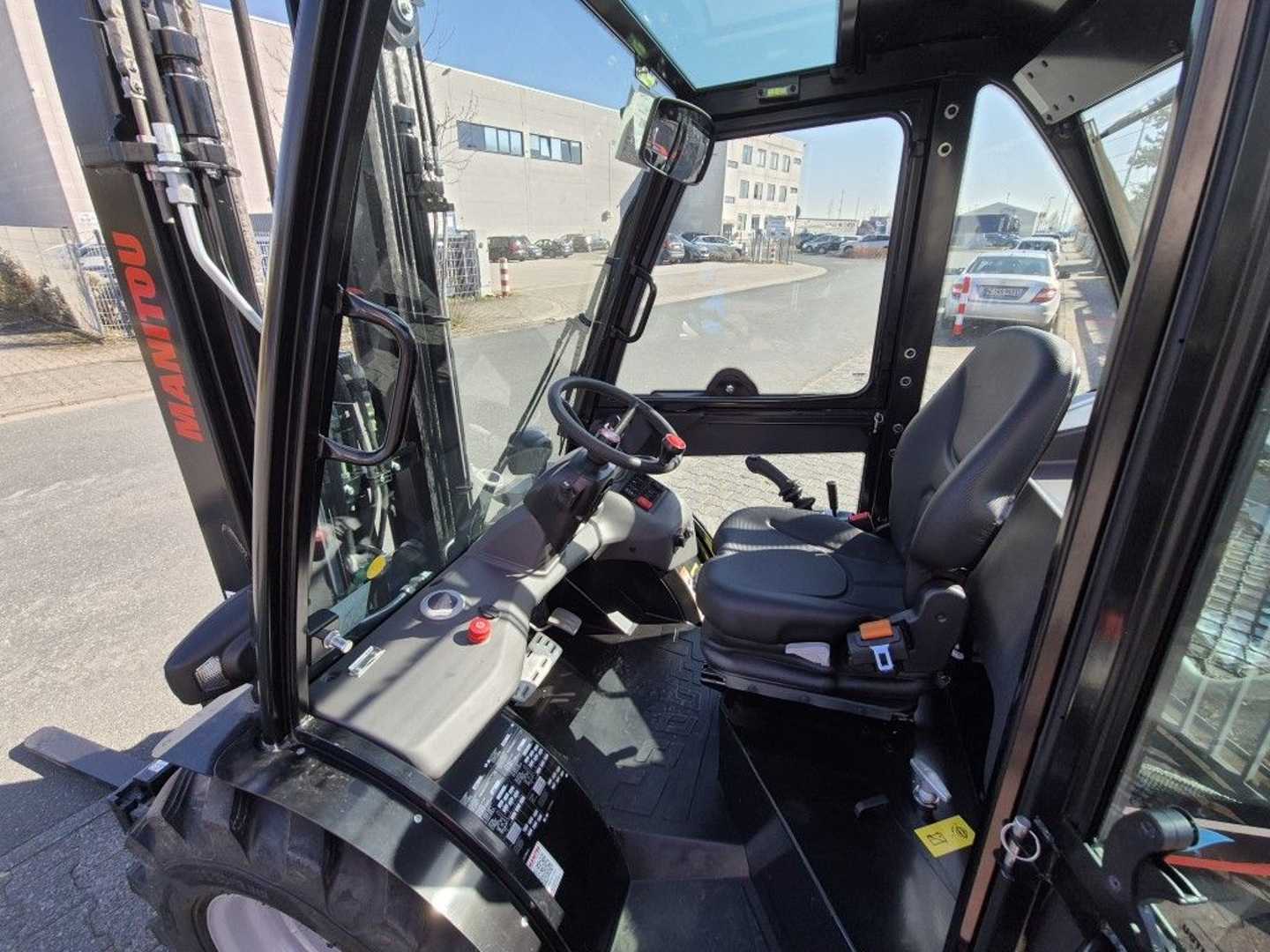 Used Forklift Manitou MC 30-4 ST5 Bekelės krautuvas (Image 10)