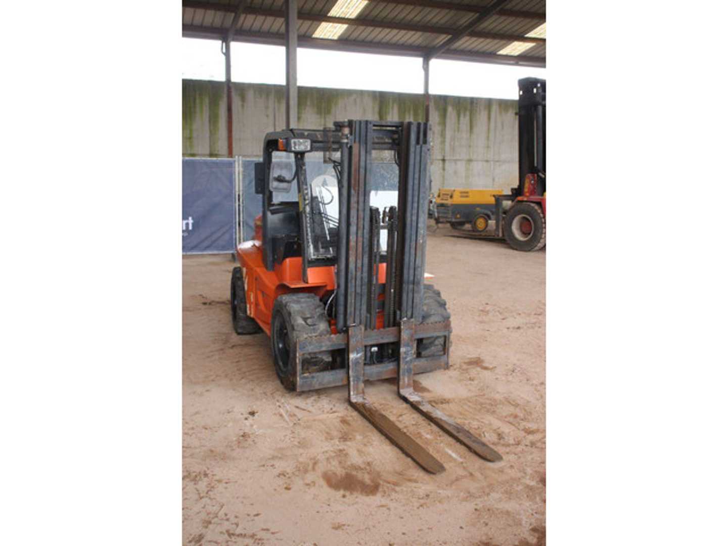 Used Forklift Other Macano H25D 2WD Bekelės krautuvas (Image 6) Used Forklift Other Macano H25D 2WD Bekelės krautuvas (Image 6)