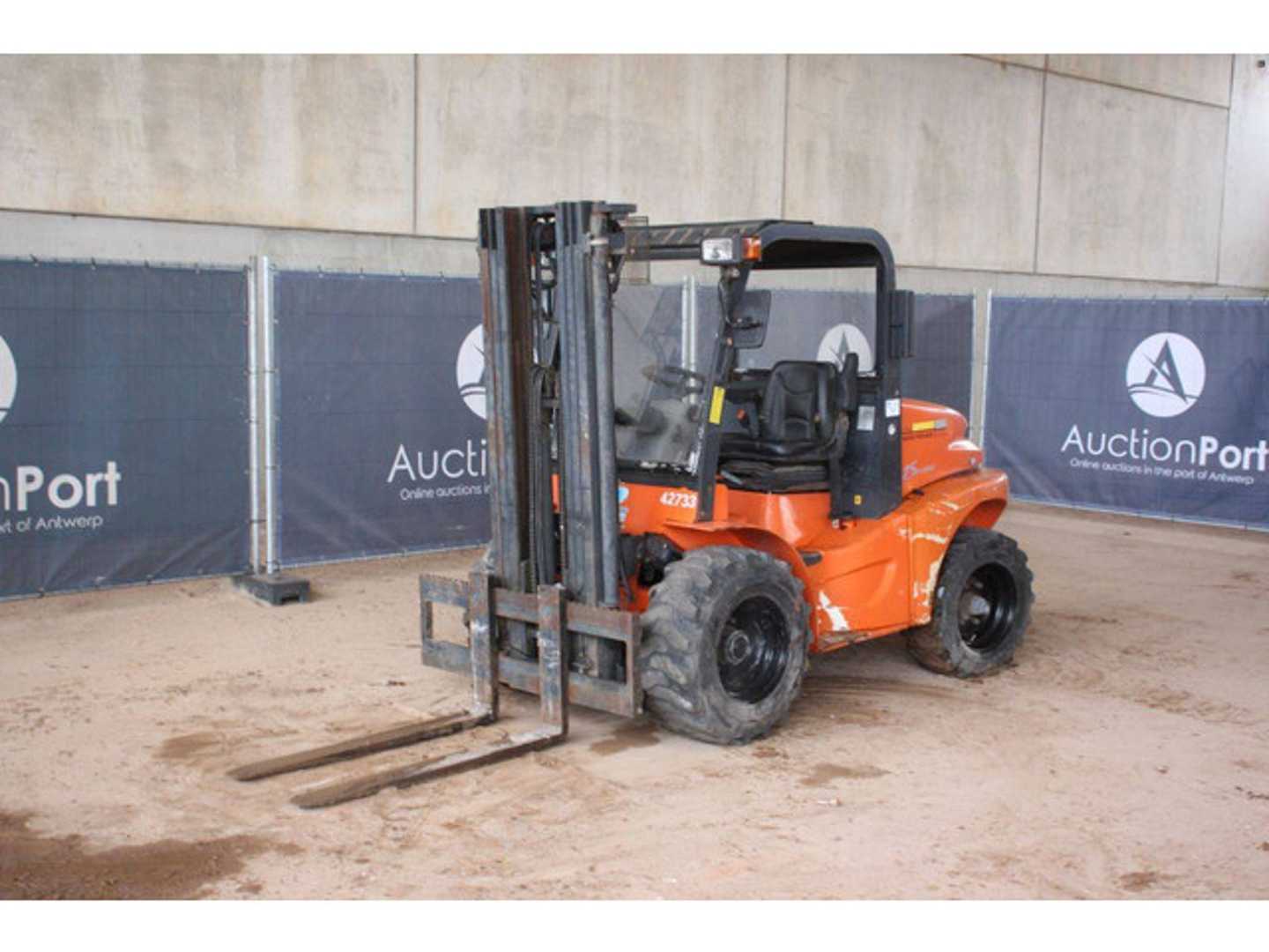 Used Forklift Other Macano H25D 2WD Bekelės krautuvas (Image 8) Used Forklift Other Macano H25D 2WD Bekelės krautuvas (Image 8)