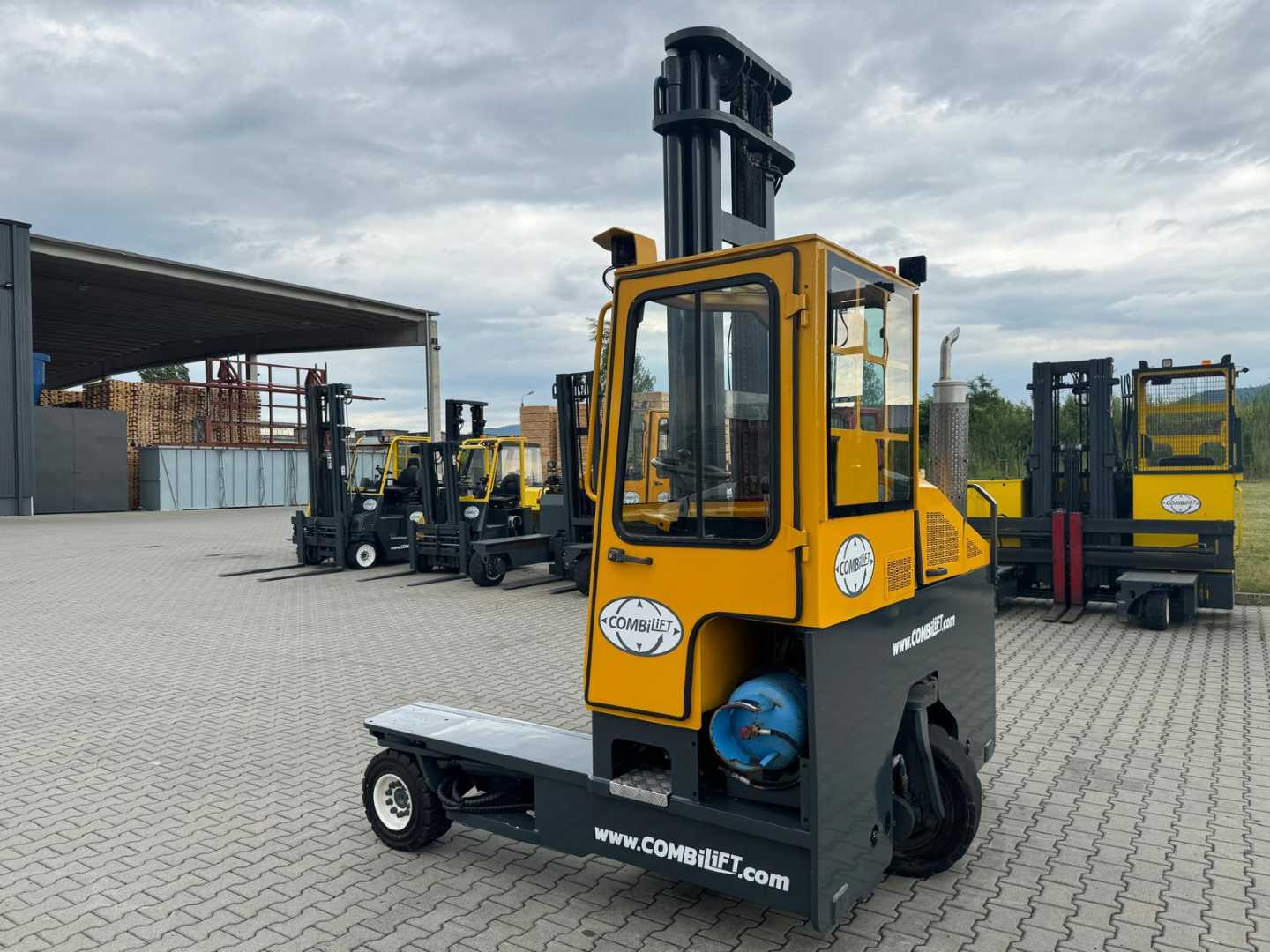 Used Forklift Combilift C4000 // LPG //5450 mm Keturių krypčių krautuvas (Image 2)