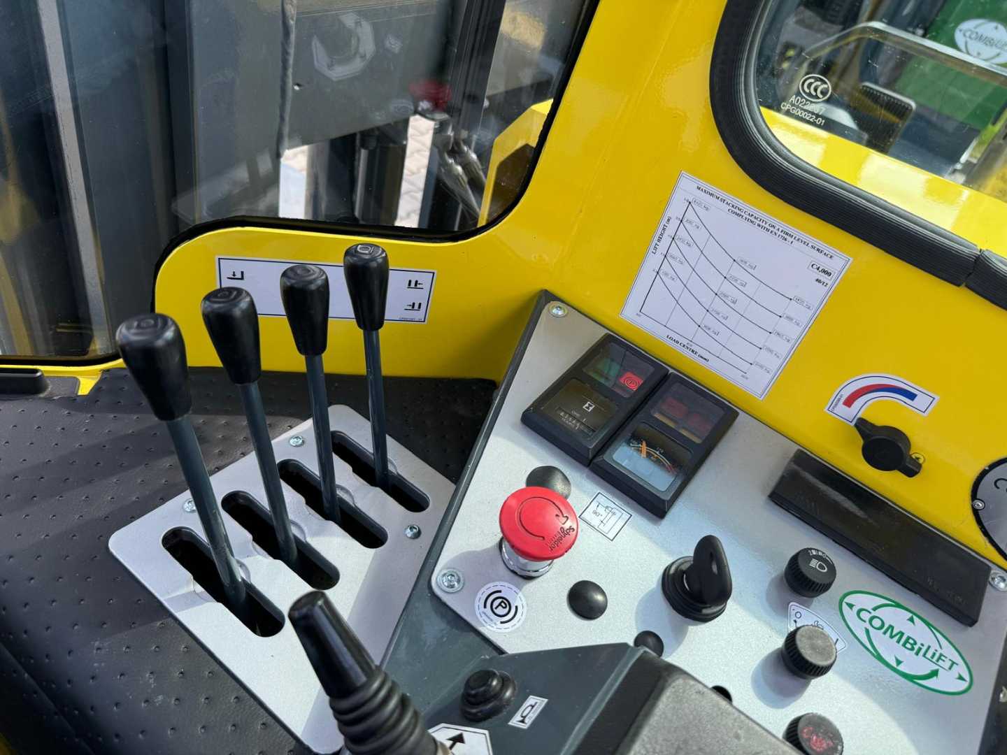 Used Forklift Combilift C4000 //2013 year//LPG//5500 mm Keturių krypčių krautuvas (Image 11)