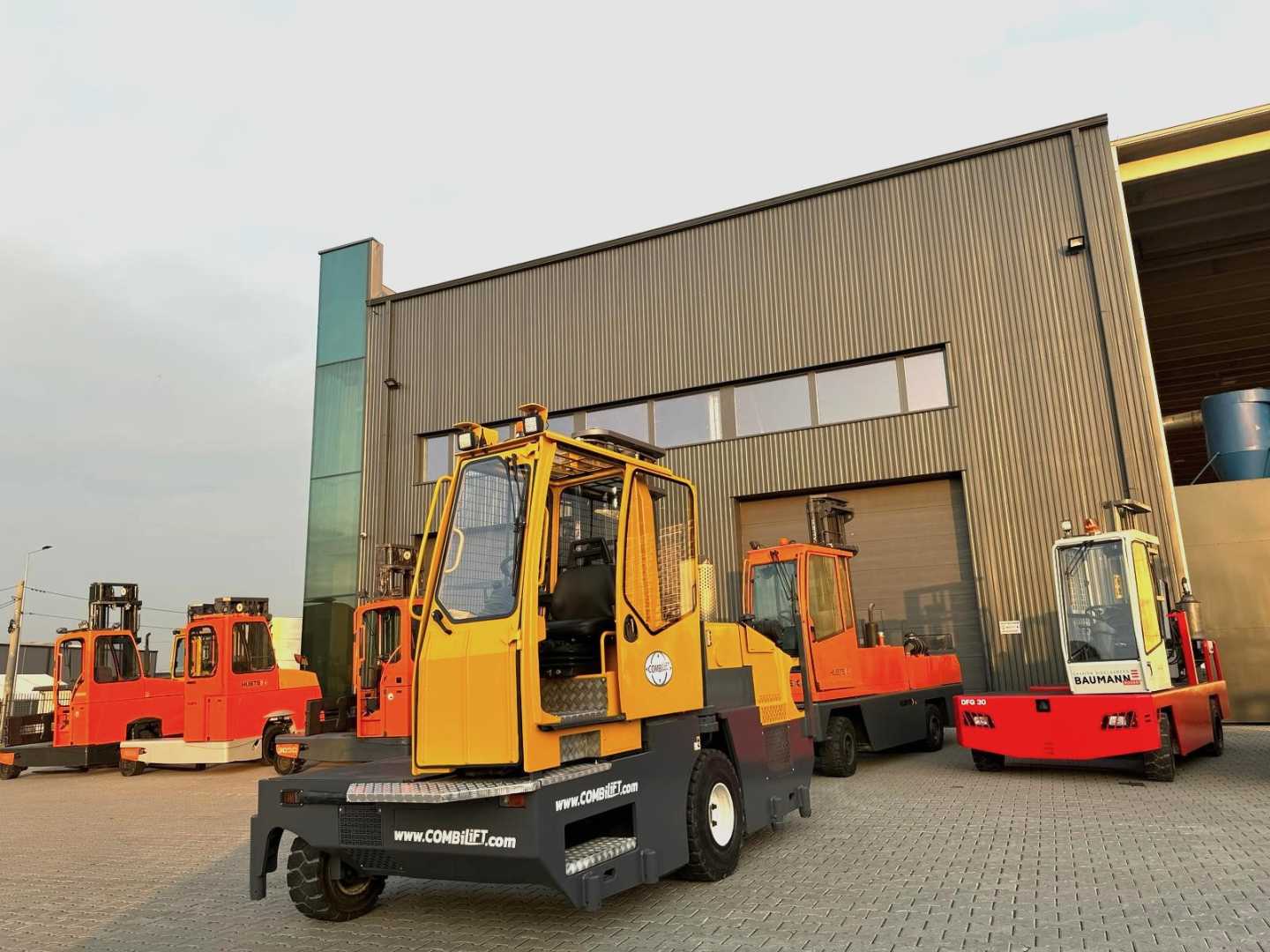 Used Forklift Combilift C4000 //2013 year//LPG// Keturių krypčių krautuvas (Image 14) Used Forklift Combilift C4000 //2013 year//LPG// Keturių krypčių krautuvas (Image 14)
