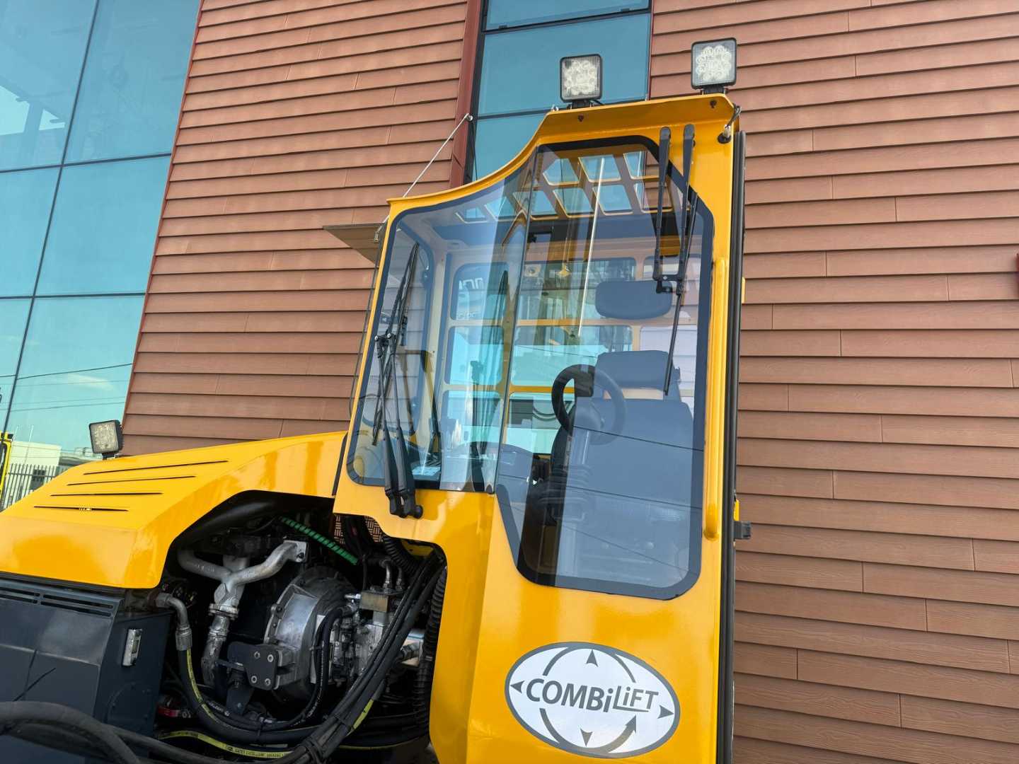 Used Forklift Combilift C4000 //2015 year//LPG / Low mast Keturių krypčių krautuvas (Image 11)