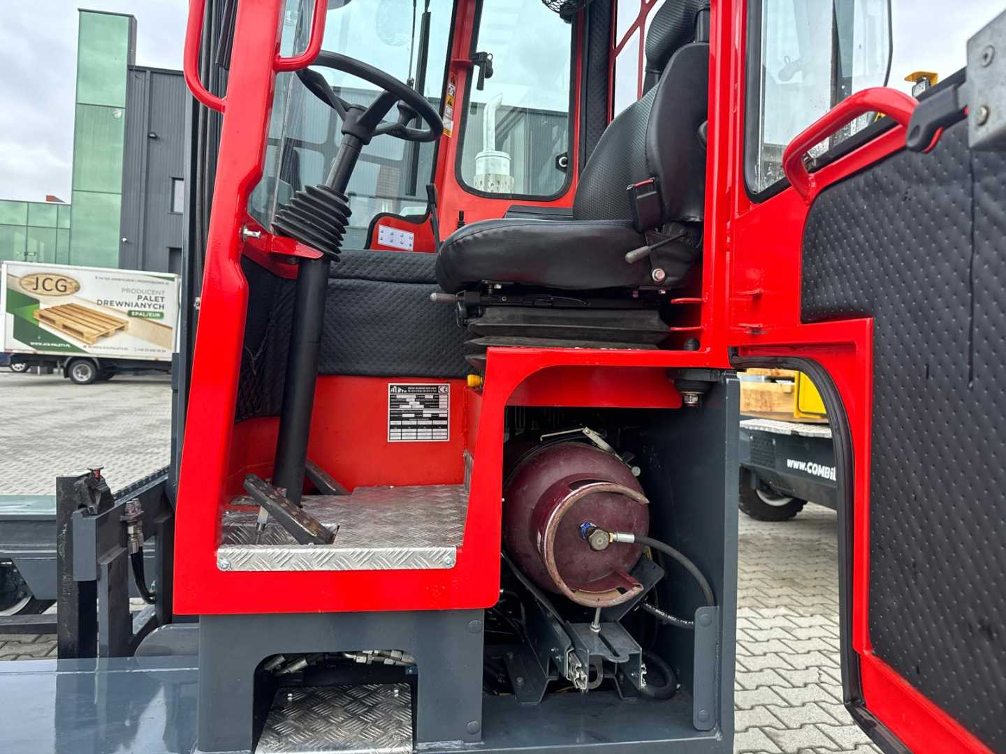 Used Forklift Combilift C4500 // 4500 KG //Triplex 9300 //Very good conditionmm Keturių krypčių krautuvas (Image 17) Used Forklift Combilift C4500 // 4500 KG //Triplex 9300 //Very good conditionmm Keturių krypčių krautuvas (Image 17)