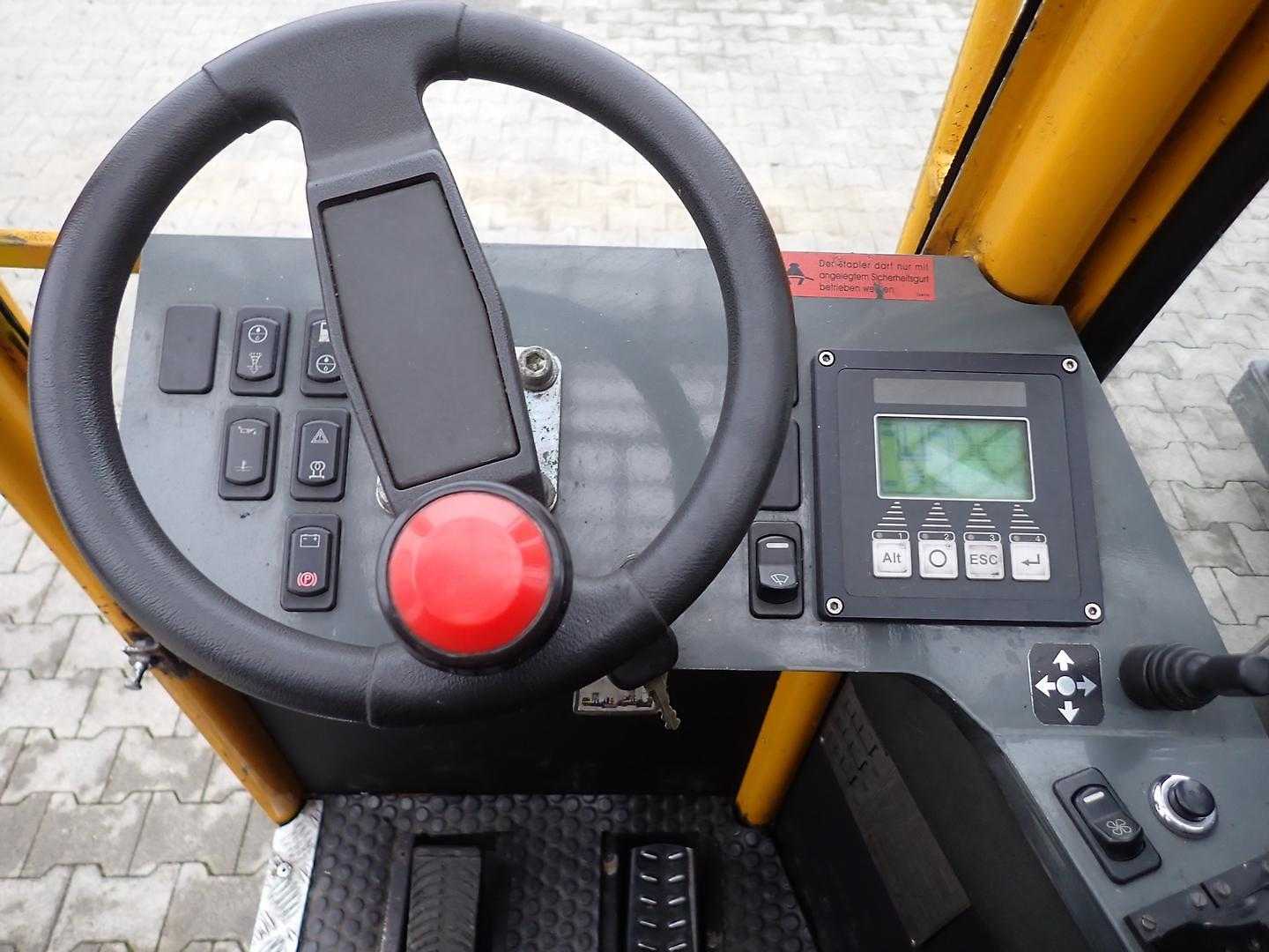 Used Forklift Baumann FOXX 40/12/60 TR Keturių krypčių krautuvas (Image 11) Used Forklift Baumann FOXX 40/12/60 TR Keturių krypčių krautuvas (Image 11)