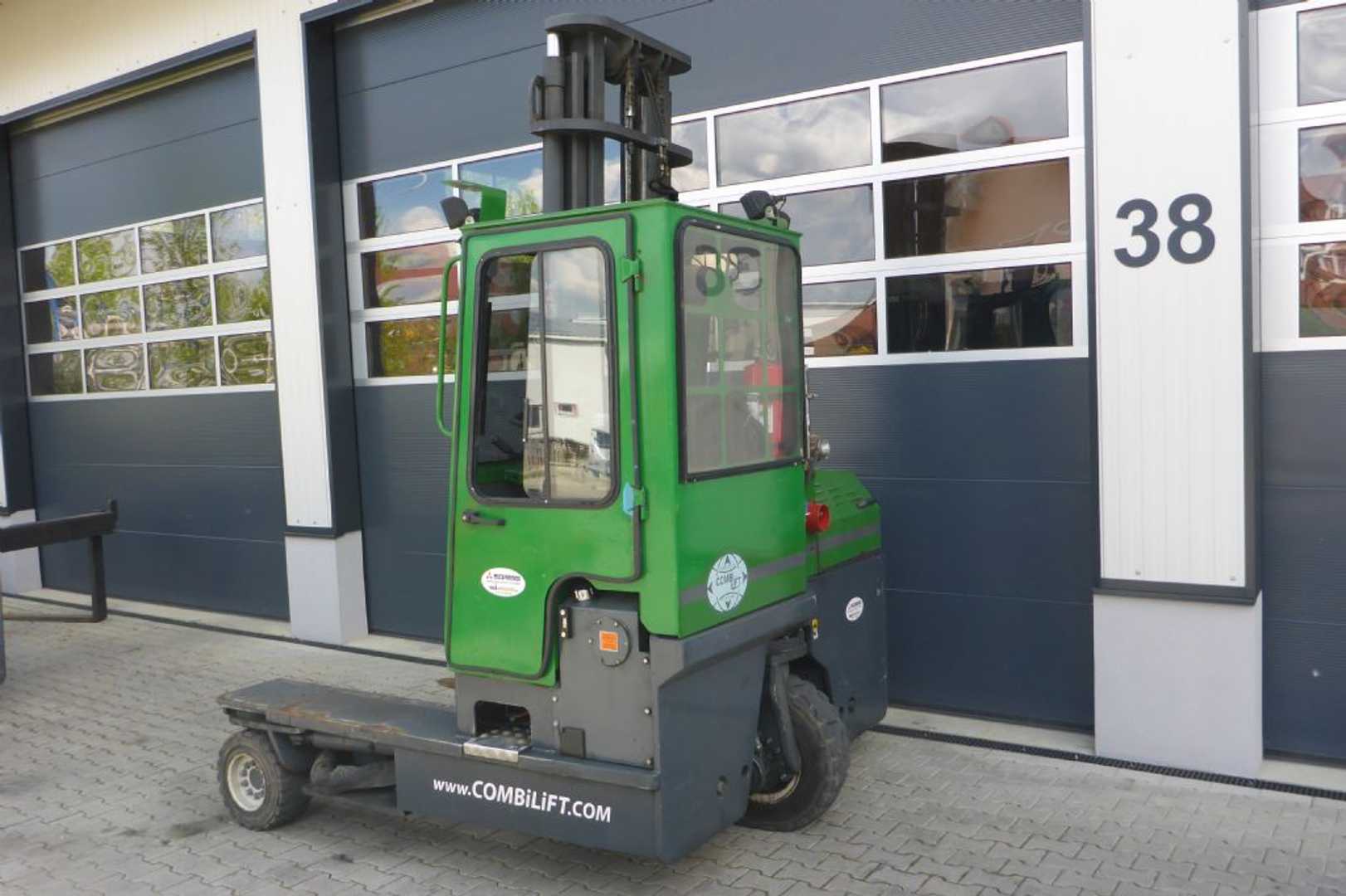 Used Forklift Combilift C4000 Keturių krypčių krautuvas (Image 2)