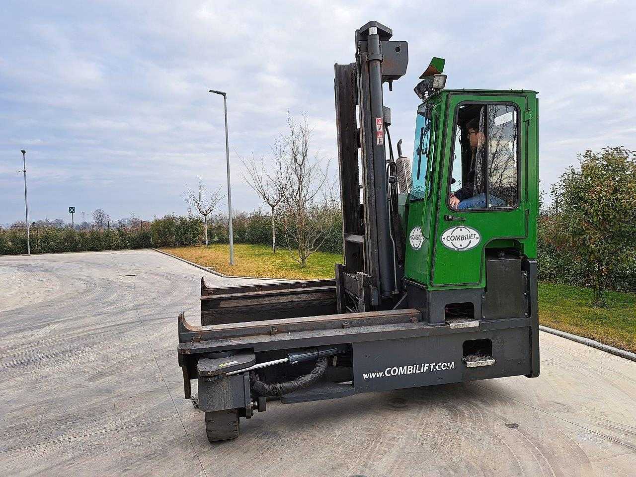 Used Forklift Combilift C8000 Keturių krypčių krautuvas (Image 3)