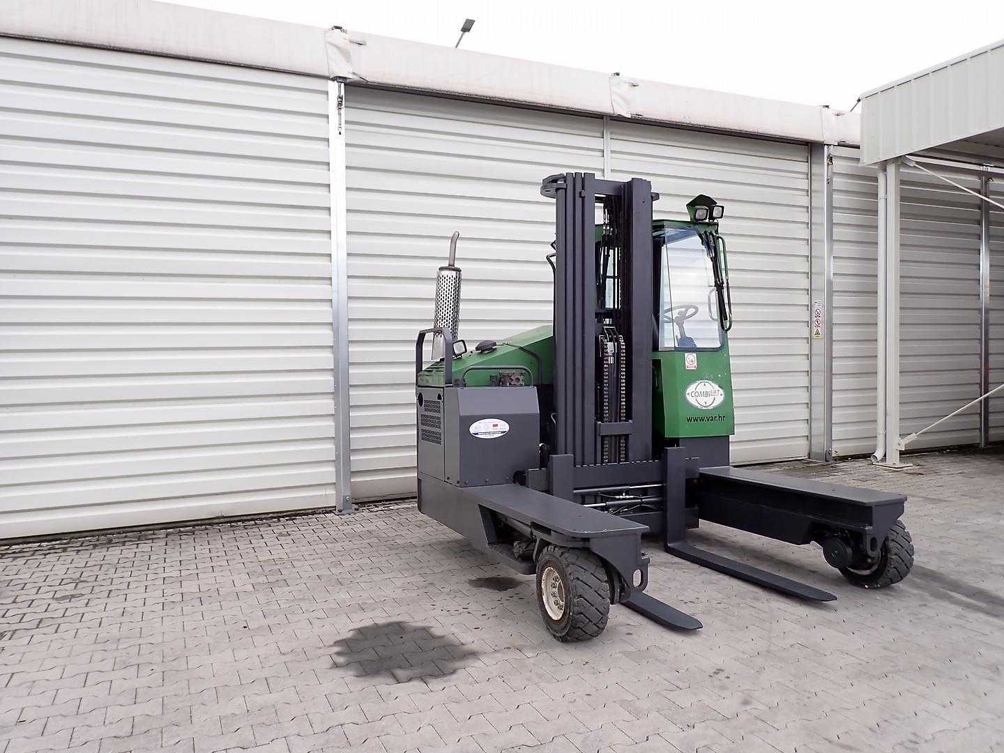 Used Forklift Combilift C4500 Keturių krypčių krautuvas (Image 8) Used Forklift Combilift C4500 Keturių krypčių krautuvas (Image 8)