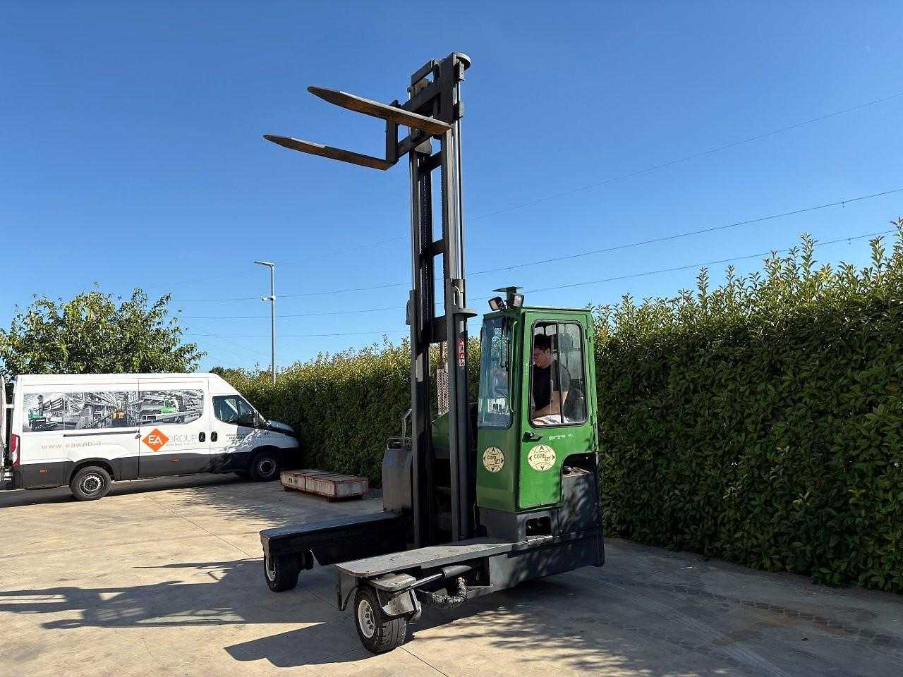 Used Forklift Combilift C4000 Keturių krypčių krautuvas (Image 3)