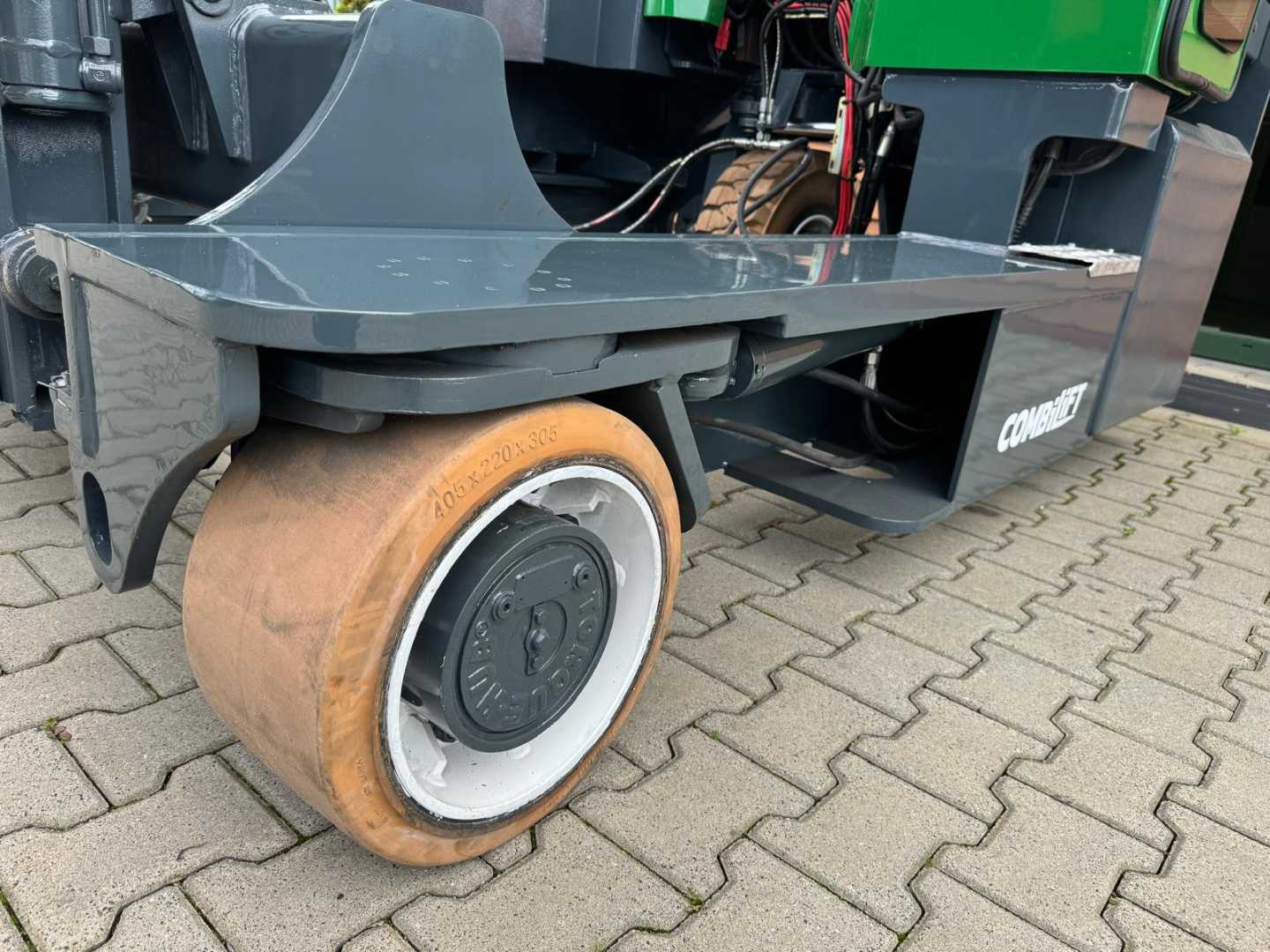 Used Forklift Combilift C4500ET / Triplex 5500 mm / Battery 2023 year Keturių krypčių krautuvas (Image 13)