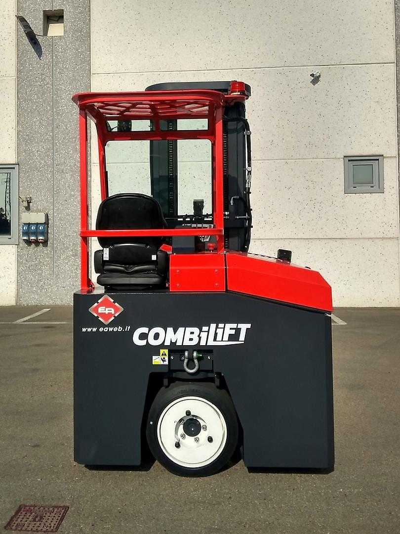 Used Forklift Combilift C3000CBE Keturių krypčių krautuvas (Image 4)