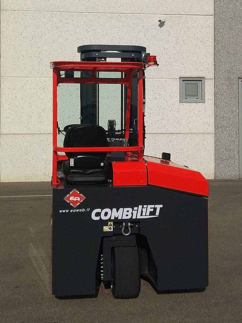 Used Forklift Combilift C3000CBE Keturių krypčių krautuvas (Image 5)