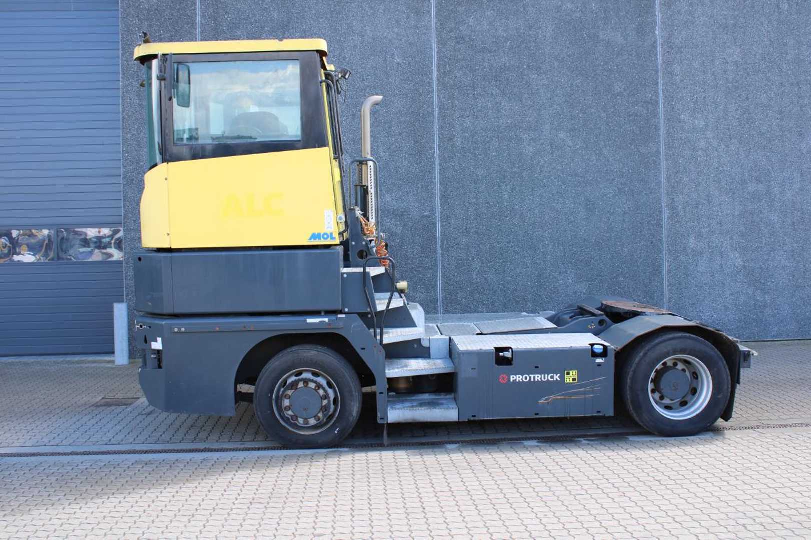 Used Forklift Other RM255 4X4 Kiti (Image 1) Used Forklift Other RM255 4X4 Kiti (Image 1)