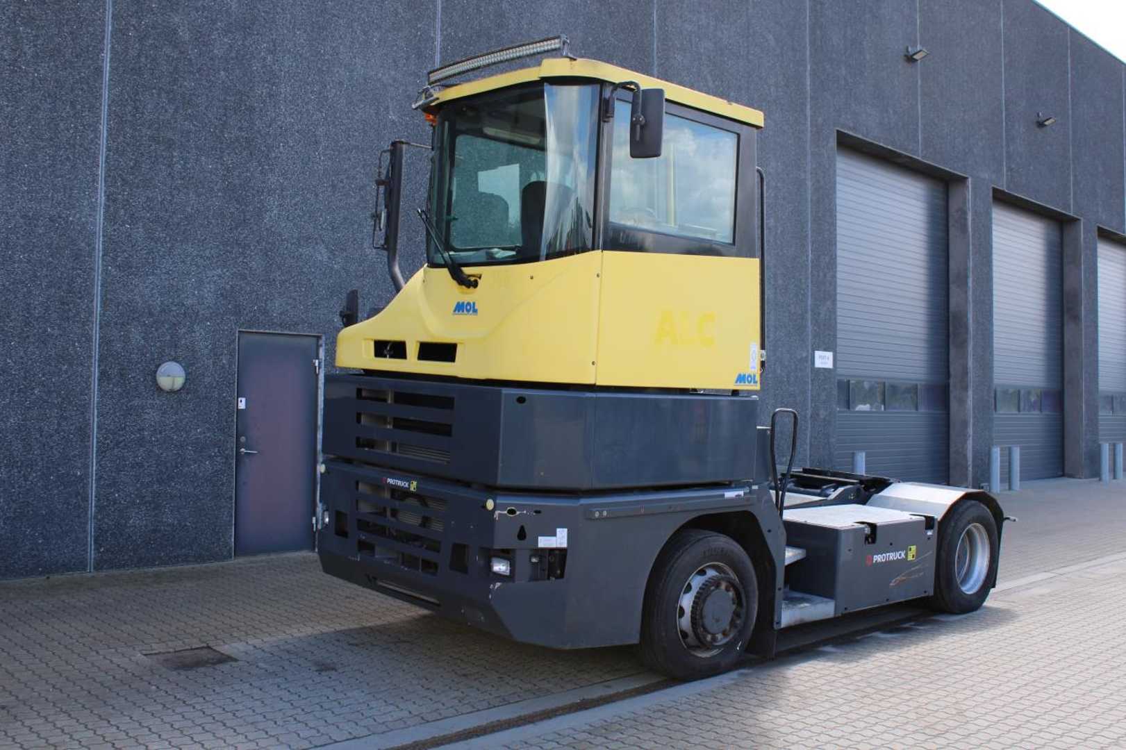Used Forklift Other RM255 4X4 Kiti (Image 2) Used Forklift Other RM255 4X4 Kiti (Image 2)