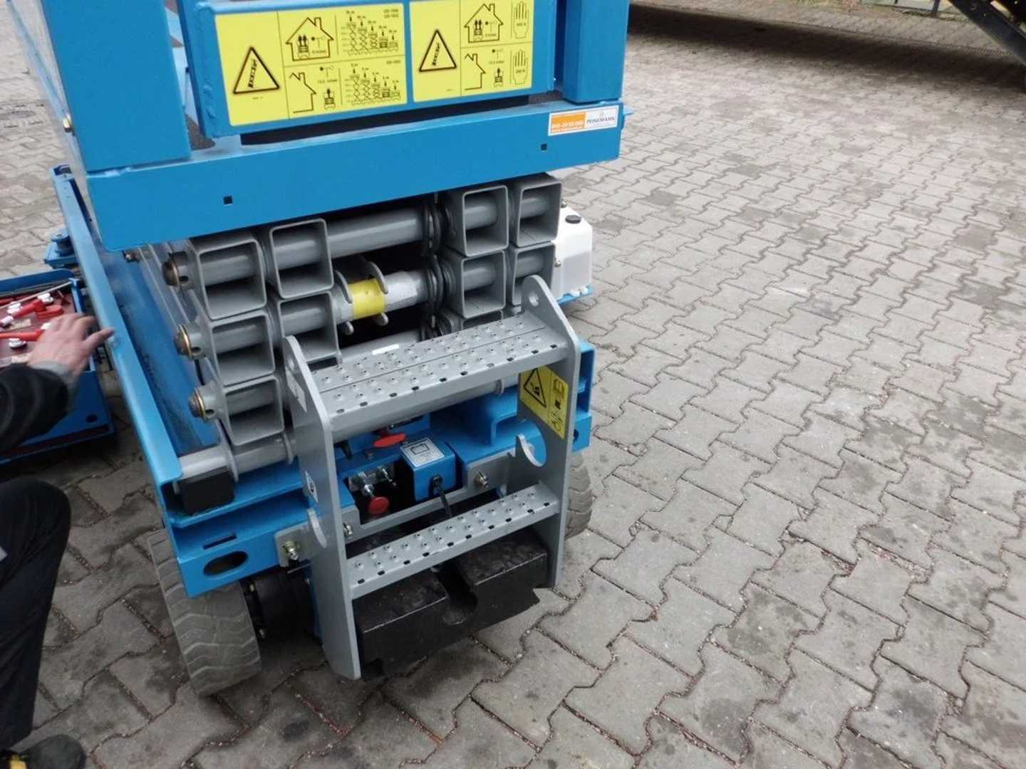 Used Forklift Genie GS 1932 /bj2011 Kiti (Image 3) Used Forklift Genie GS 1932 /bj2011 Kiti (Image 3)