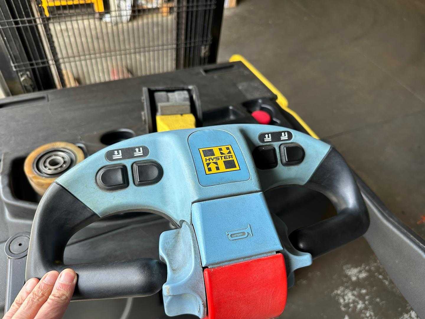 Used Forklift Hyster S 1.5S Kiti (Image 3) Used Forklift Hyster S 1.5S Kiti (Image 3)