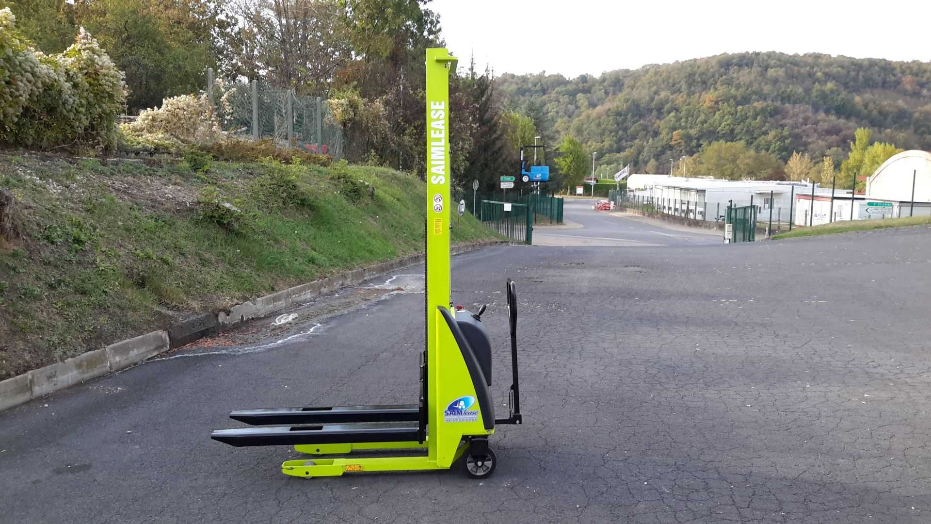 Used Forklift Lifter gerbeur manuel à levée électrique Kiti (Image 1)