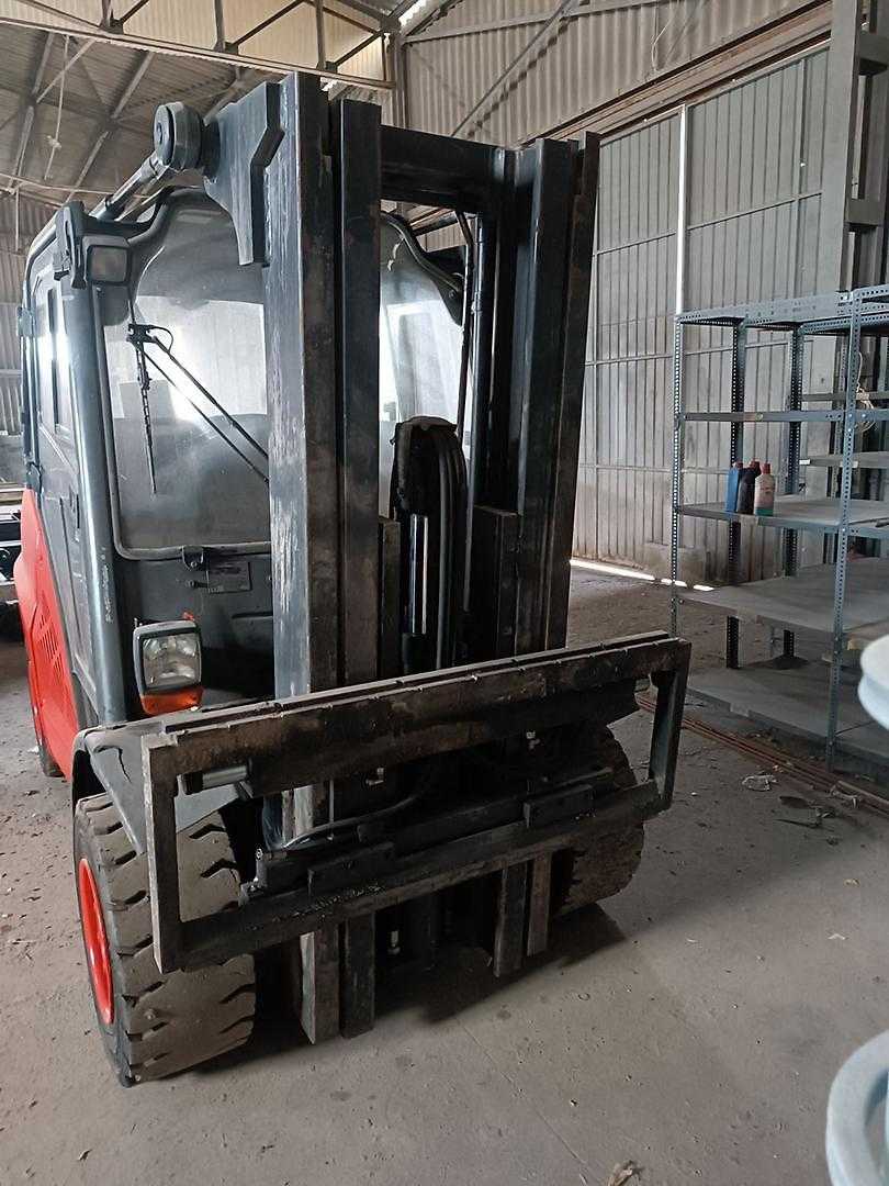 Used Forklift Linde H50D-01 Krautuvas su stumiamu stiebu (Image 2) Used Forklift Linde H50D-01 Krautuvas su stumiamu stiebu (Image 2)