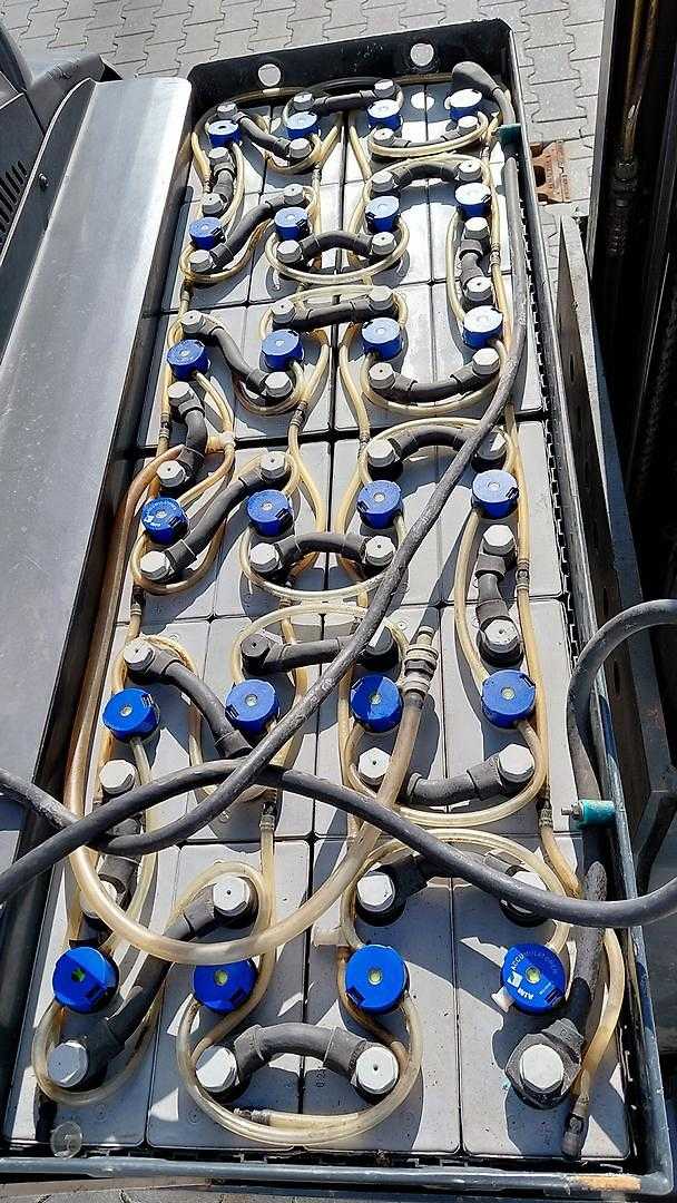 Used Forklift Crown ESR4500 Krautuvas su stumiamu stiebu (Image 14) Used Forklift Crown ESR4500 Krautuvas su stumiamu stiebu (Image 14)