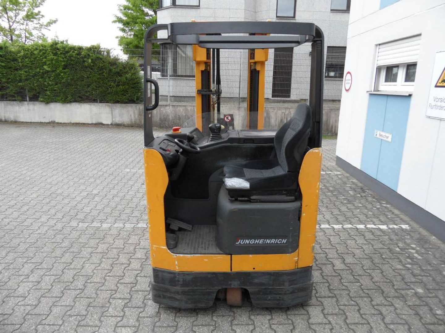 Used Forklift Jungheinrich ETV 216 - 5 m Triplex - NUR für HÄNDLER! Krautuvas su stumiamu stiebu (Image 5) Used Forklift Jungheinrich ETV 216 - 5 m Triplex - NUR für HÄNDLER! Krautuvas su stumiamu stiebu (Image 5)