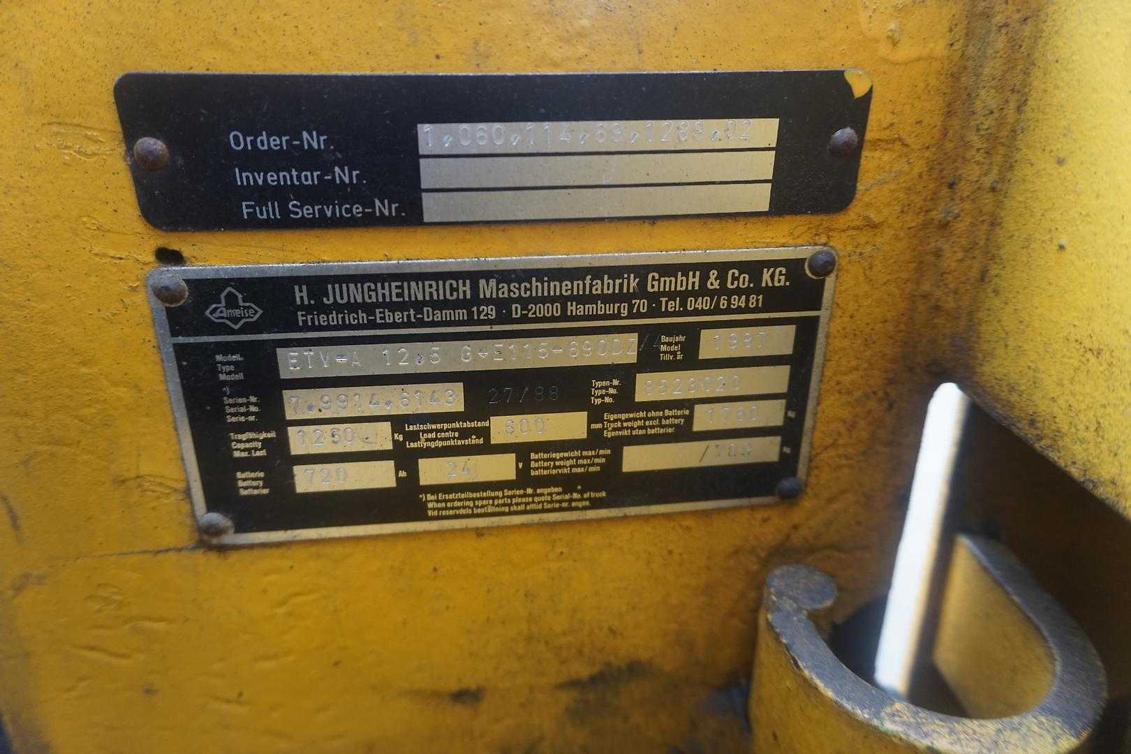 Used Forklift Jungheinrich ETV-A 12,5 - 2017er Batterie Krautuvas su stumiamu stiebu (Image 8) Used Forklift Jungheinrich ETV-A 12,5 - 2017er Batterie Krautuvas su stumiamu stiebu (Image 8)