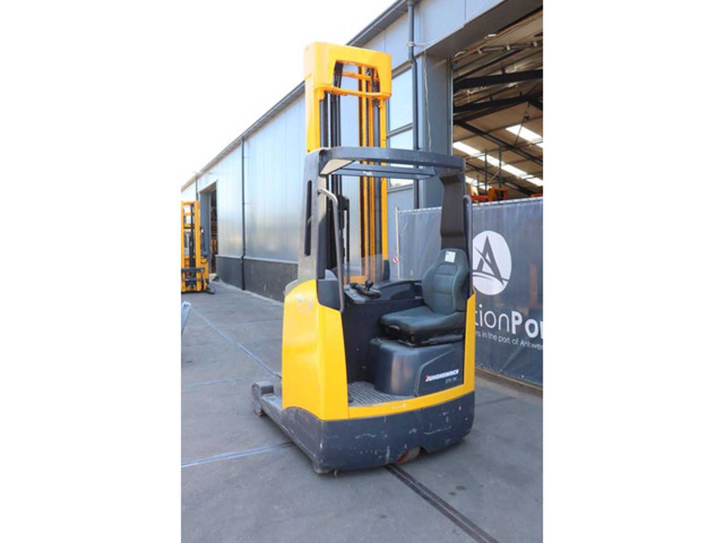 Used Forklift Jungheinrich ETV 114 Krautuvas su stumiamu stiebu (Image 4)